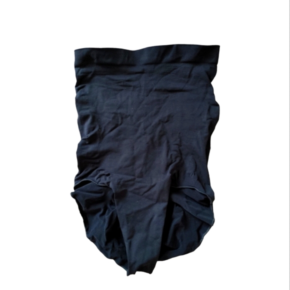 SKIMS High Waisted Brief Black Shapewear - Picture 12 of 12